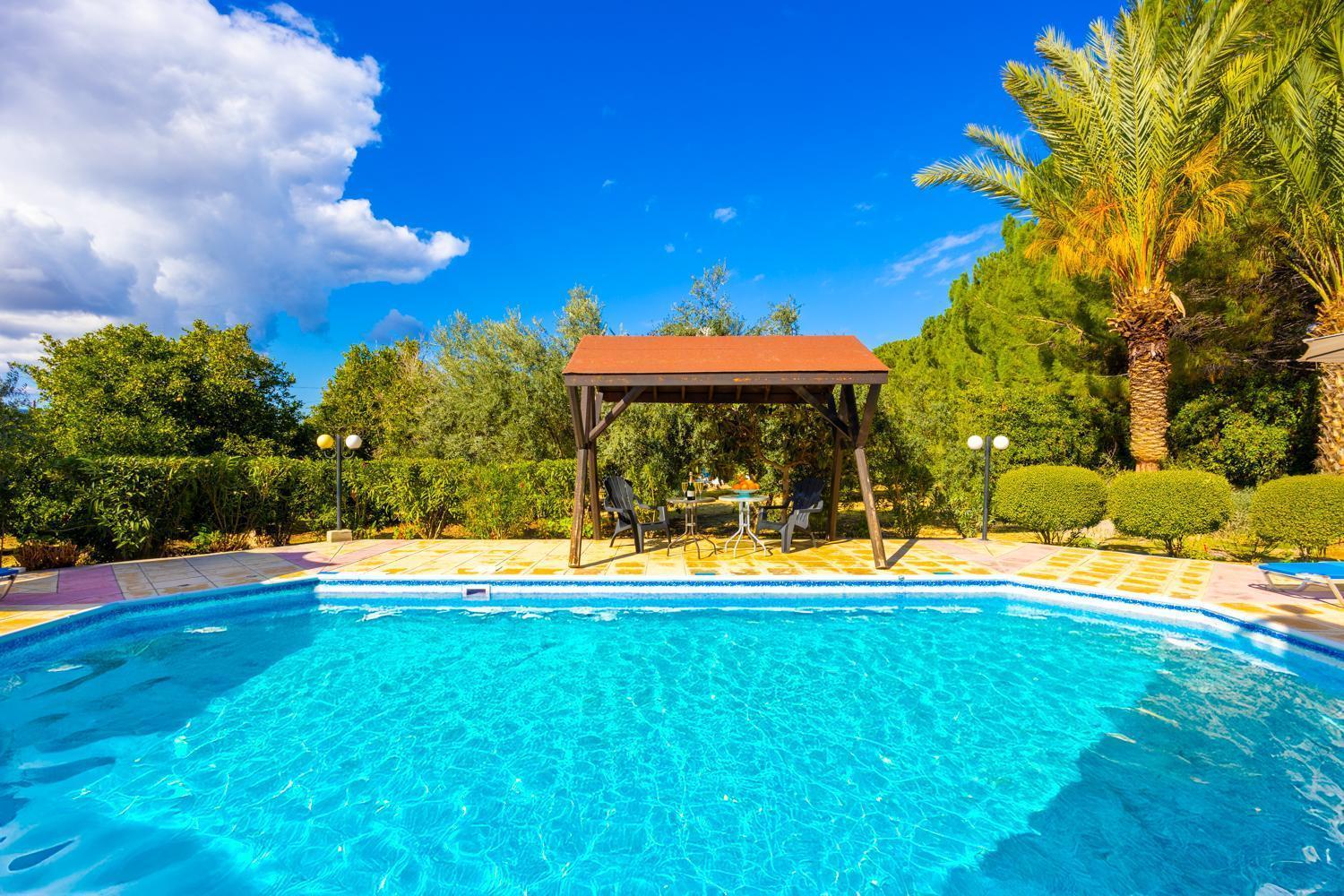 Villa Charoula Ena Polis Exterior photo